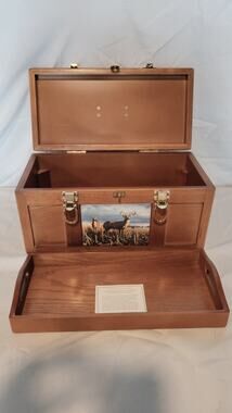 Hautman Brothers Limited Edition Collectible Knives Wooden Display Chest Tray...
